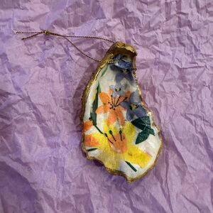 Hand-made Floral Oyster Shell Ornament - Yellow & Purple